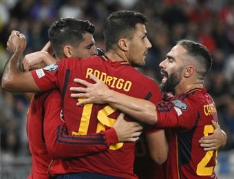 A Seleção Espanhola goleou a Geórgia (1-7) em um jogo em que abandonou o 
