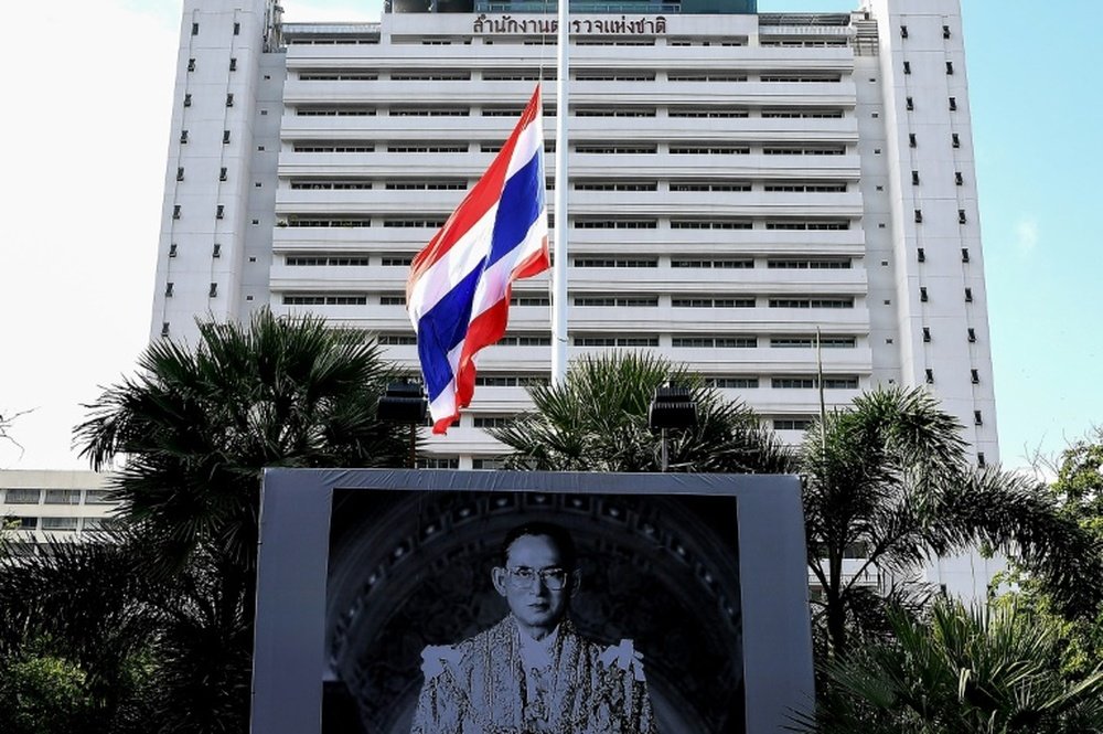 Un portrat du roi thaïlandais Bhumibol Adulyadej, le 17 octobre 2017 à Bangkok. AFP