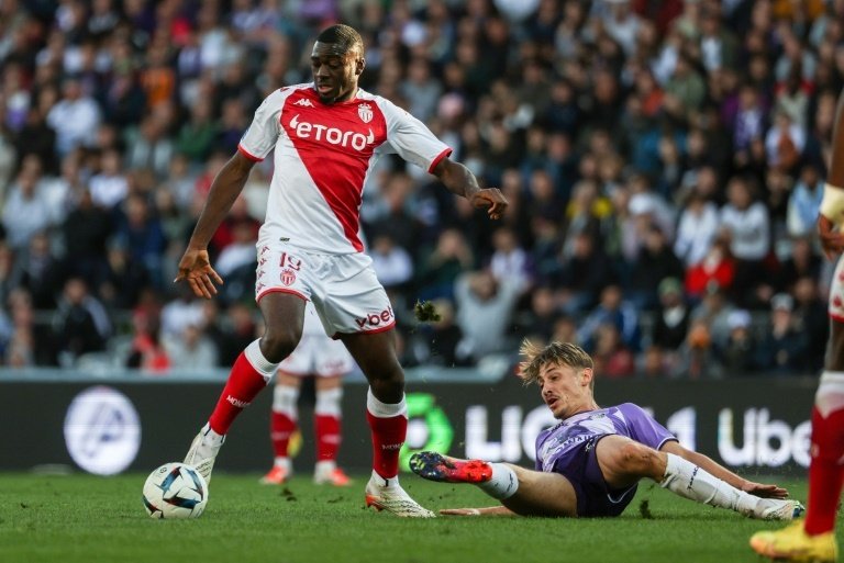 According to 'L'Equipe', the Gunners are interested in Monaco midfielder Youssouf Fofana as are Newcastle, who were already keeping an eye on the Frenchman. West Ham are also targeting him.
