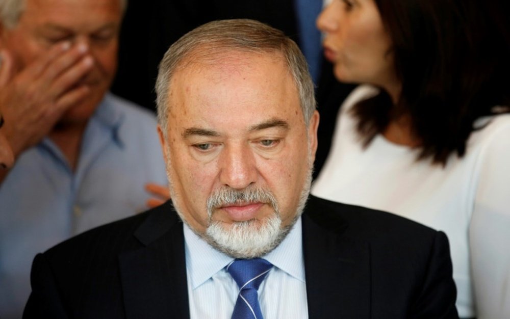 Le ministre israélien de la Défense, Avigdor Lieberman, évoque l'annulation du match. AFP