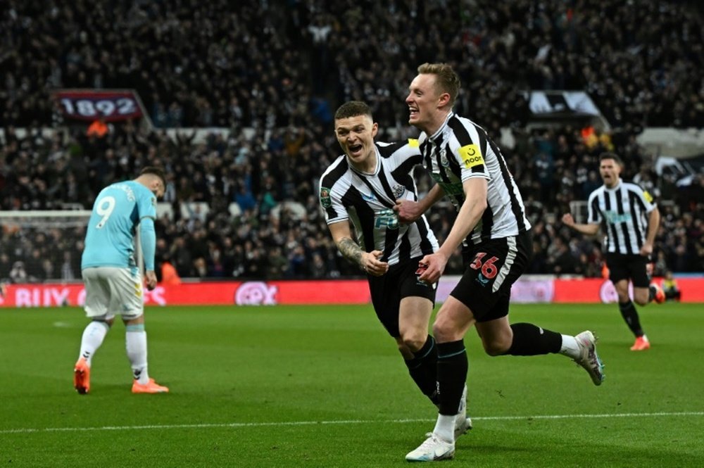 El Newcastle venció por 2-1 al Southampton. AFP