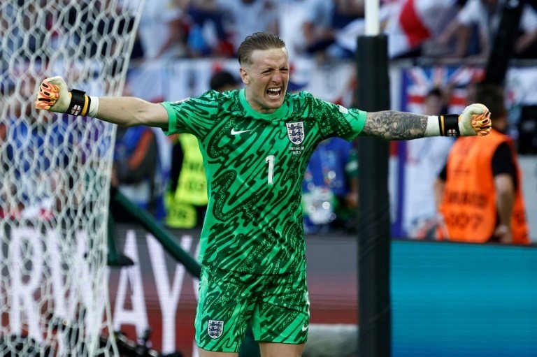Jordan Pickford, who played a key role in England's semi-final qualification by saving a penalty in the shootout, repeated the same formula again when it came to this stage. The England goalkeeper used his water bottle as a cheat sheet with each of his opponents' kicks.
