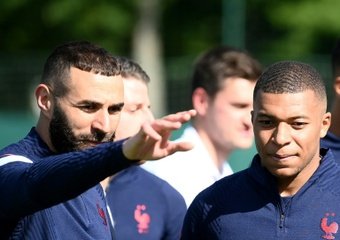 Dembélé, Camavinga y Mendy, novedades de una lista francesa sin Benzema. AFP