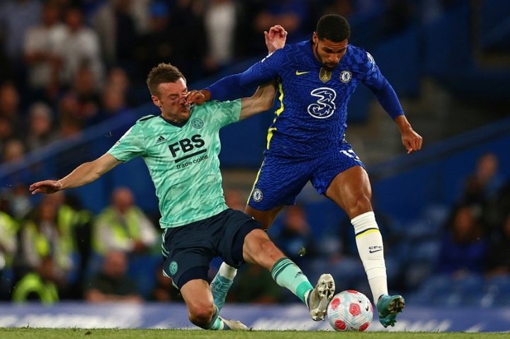 Un Chelsea espeso da por bueno el punto ante el Leicester. AFP