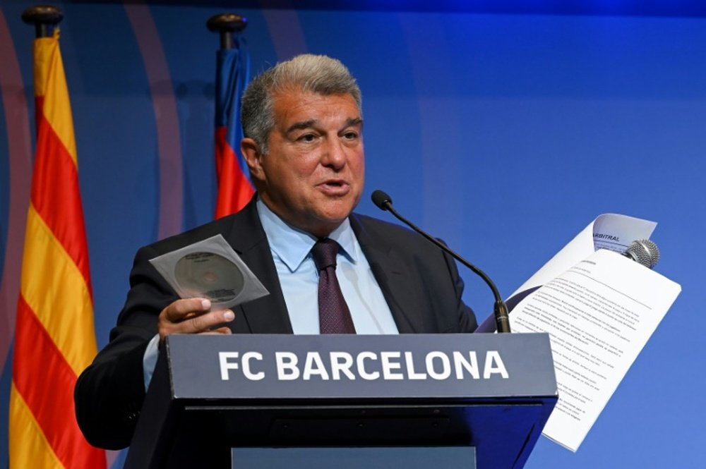 Joan Laporta en conférence de presse ce lundi concernant l'affaire Negreira. AFP