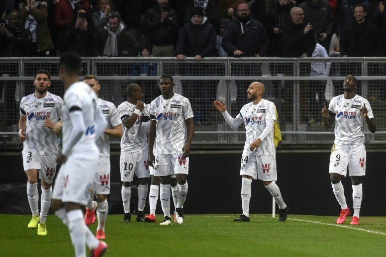 French clubs vote to maintain 20-team Ligue 1, Amiens and Toulouse relegated