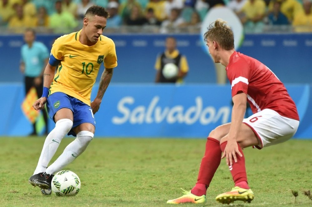 Lattaquant brésilien Neymar lors du match face au Danemark, le 10 août 2016 aux JO de Rio