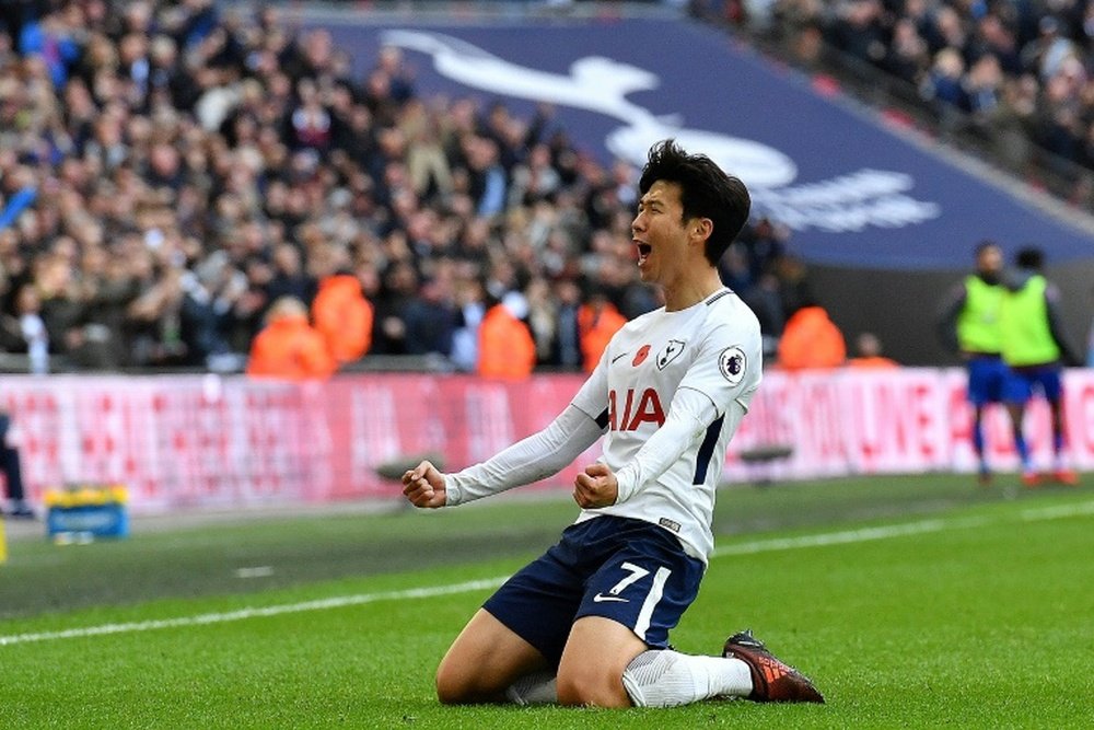 Heung-Min Son anotó los dos goles del Tottenham. AFP