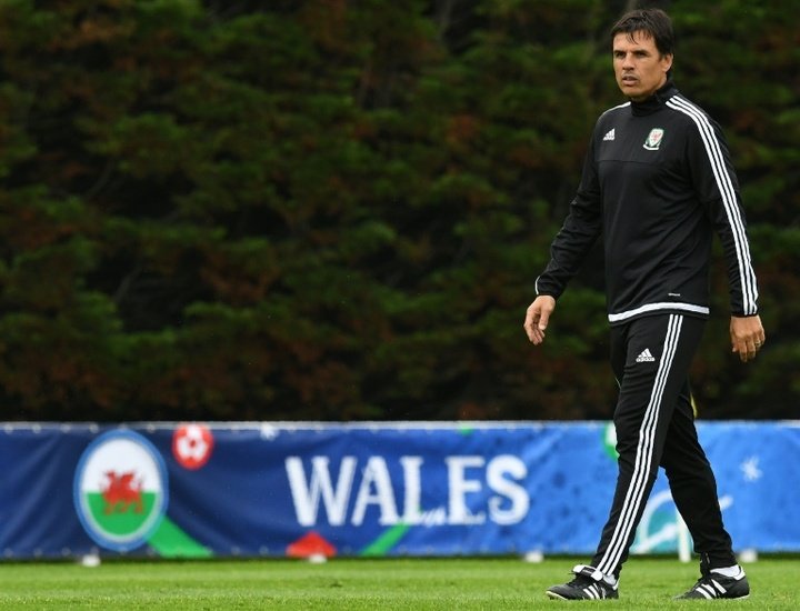 Dos clubes chinos llaman a la puerta de Chris Coleman