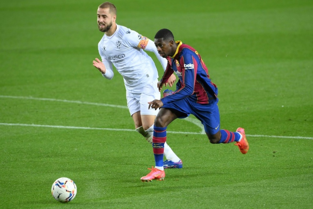 Dembélé es uno de los imprescindibles a corto y largo plazo para Xavi. AFP
