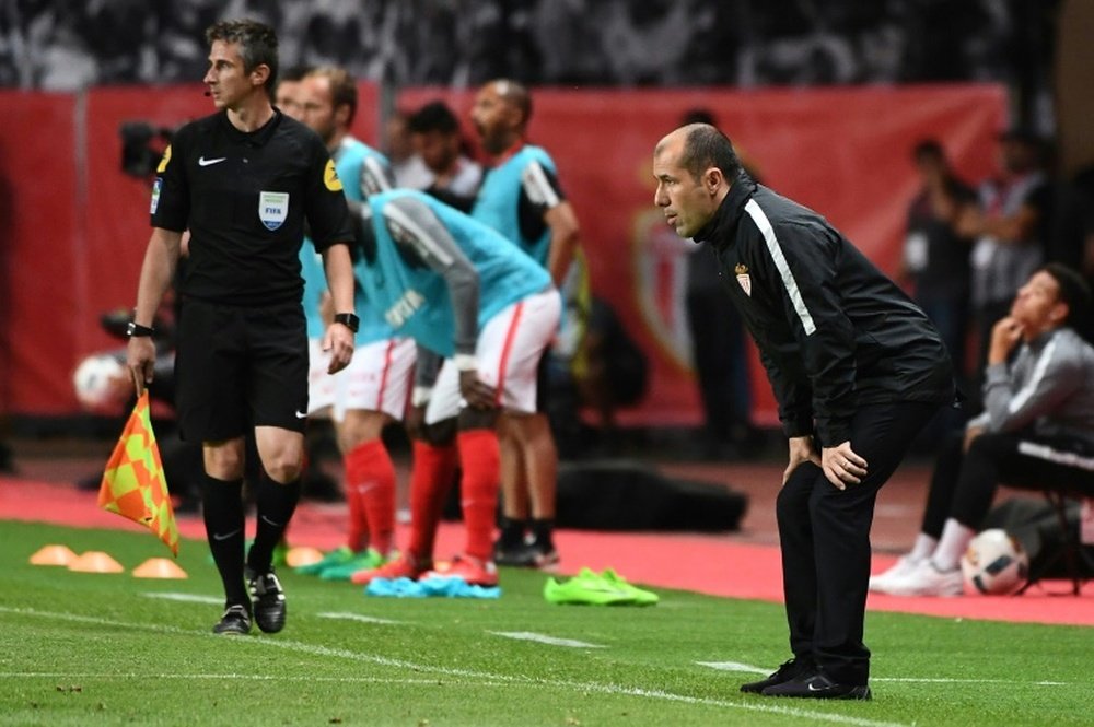 Técnico madeirense conseguiu quebrar a hegemonia do PSG na Ligue 1. AFP