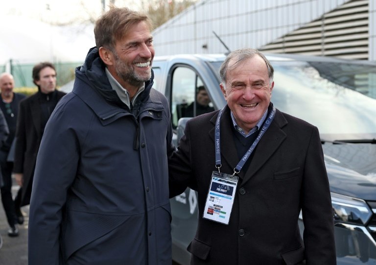 Klopp (L) parted ways with Liverpool in 2024. AFP