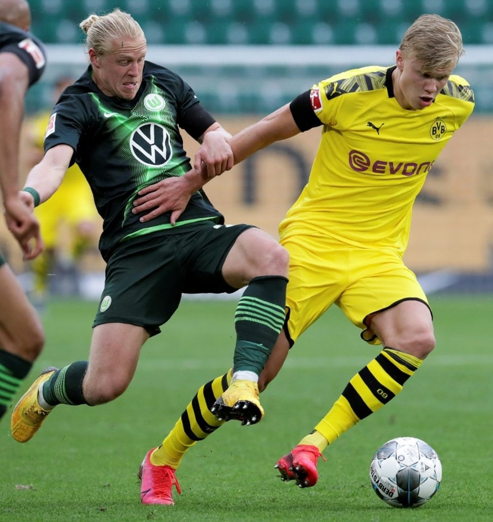 Treinador do Dortmund minimiza lesão de Haaland. AFP