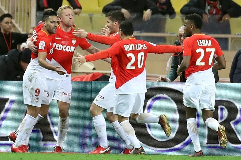 Radamel Falcao se reconcilió con el gol en el triunfo del Mónaco ante el Niza. AFP