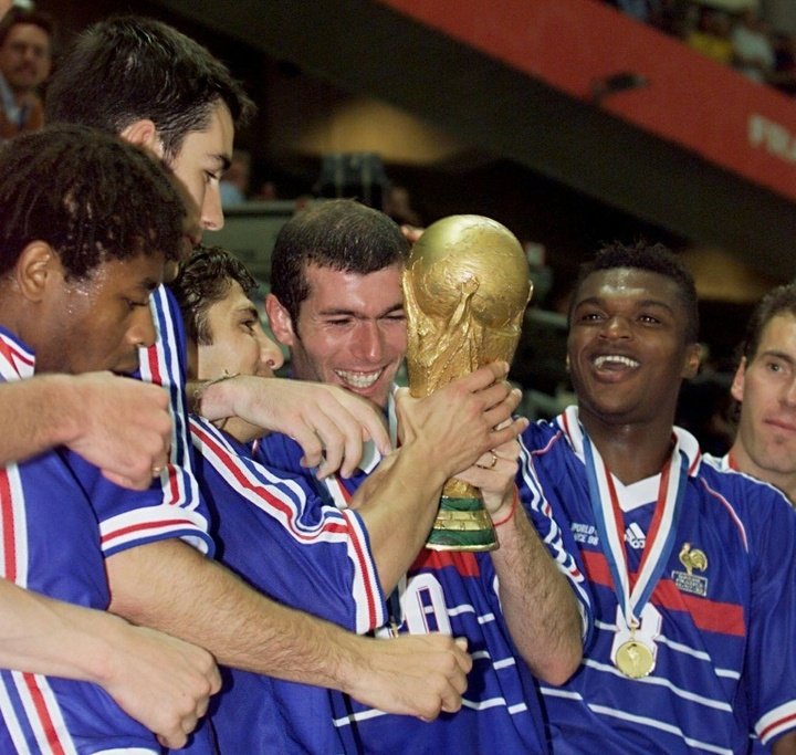 Zidane rassemble les Bleus de 1998 pour fêter les 25 ans du titre mondial