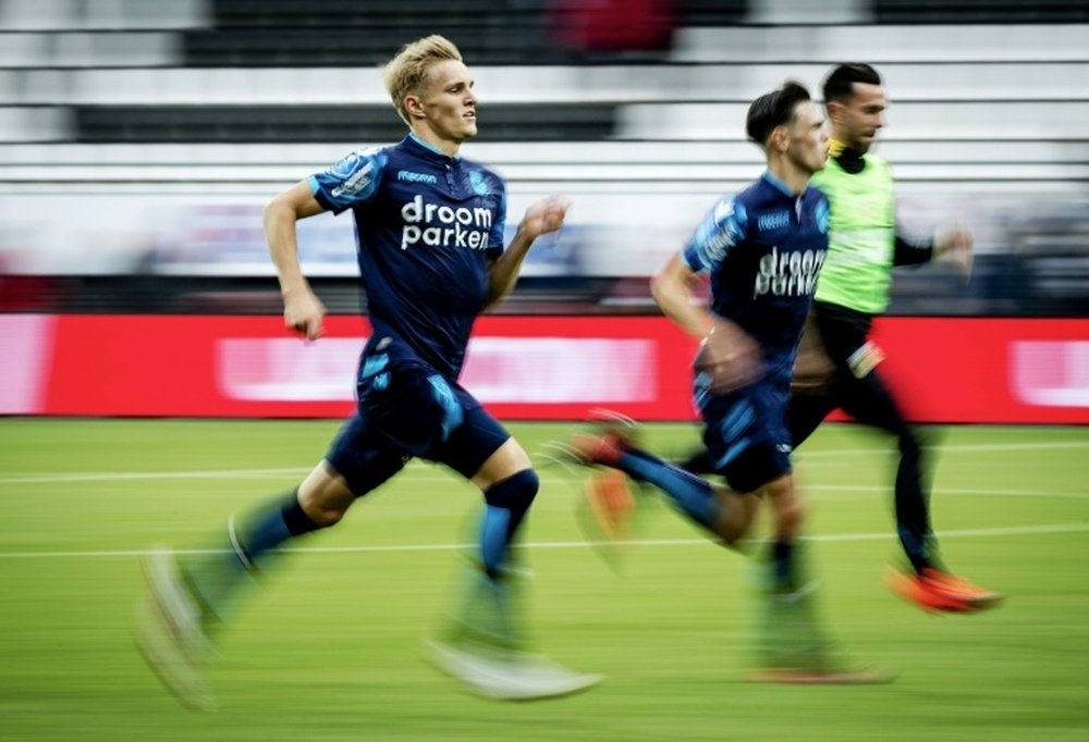 Martin Odegaard se siente atraído por la oferta de la Real. AFP/Archivo