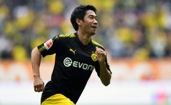 Shinji Kagawa cierra el círculo. El japonés regresó el pasado mes de febrero al Cerezo Osaka, equipo del que salió en 2010 para poner rumbo al Borussia Dortmund. Y el jugador, ya alejado de los focos de antaño, ya ha marcado 2 goles en su silenciosa vuelta a casa.