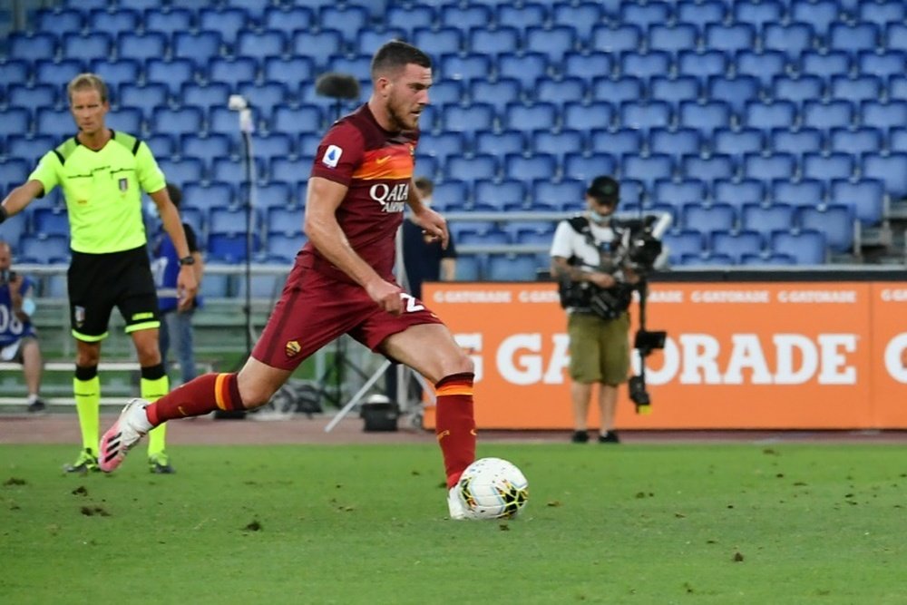 Roma estreia seu belo uniforme da temporada 2020/21. AFP