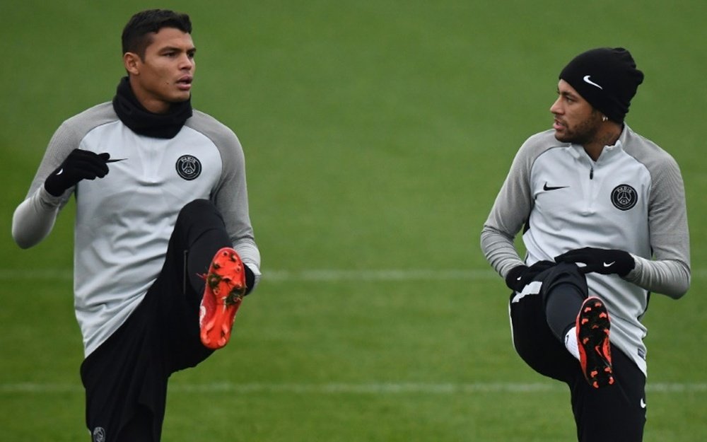Thiago Silva wants his teammate to remain in Paris. AFP
