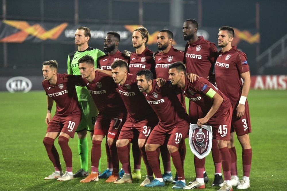 El CFR Cluj desmintió los contagios: habló de 23 falsos positivos. AFP