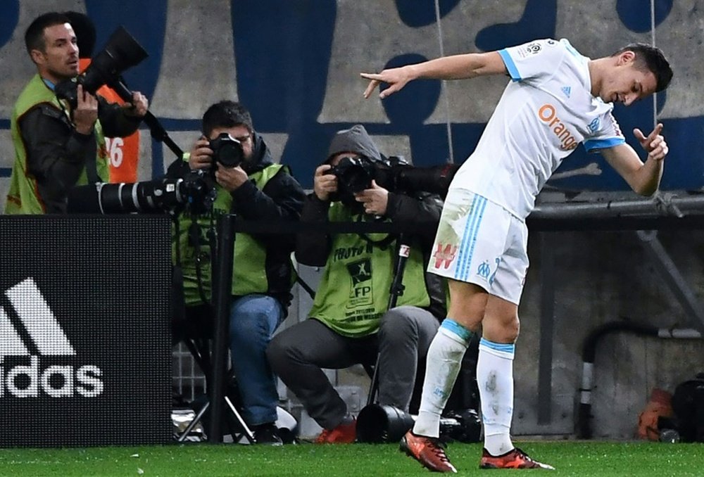 Thauvin marcou o único gol do triunfo do Marseille. AFP