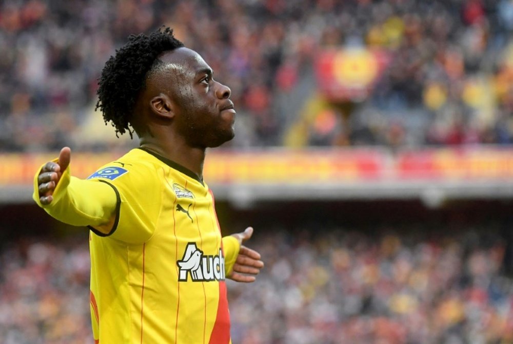 El Lens se aferra a su nube europea. AFP/Archivo