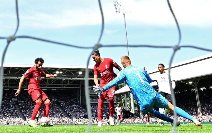 Mo Salah (L) scored as Liverpool drew 2-2 at Fulham. AFP