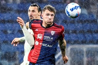 Cagliari se met en danger contre Vérone. AFP