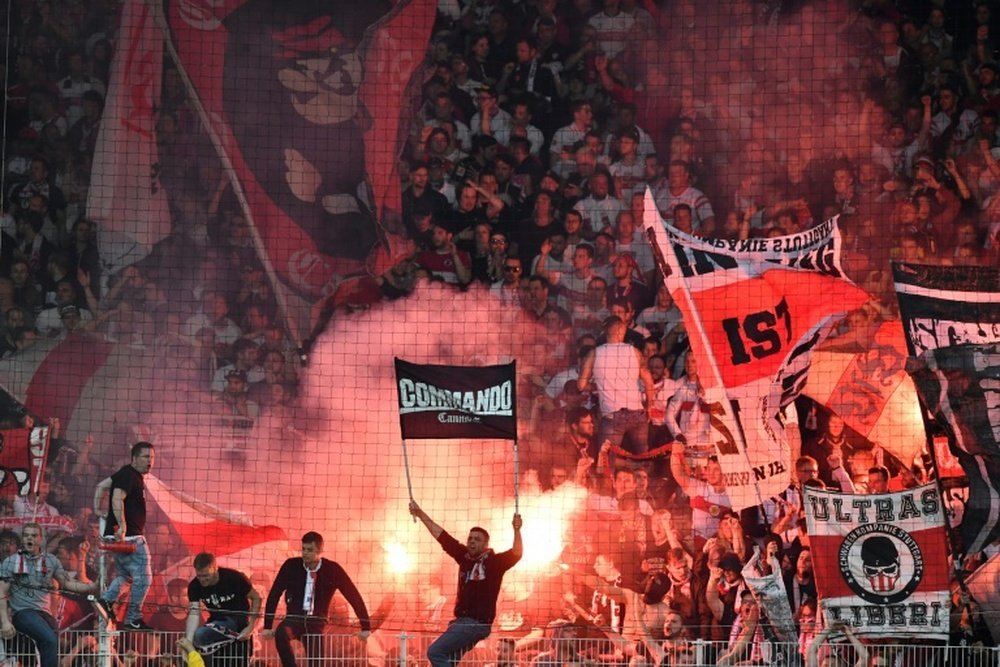 La Bundesliga es muy difícil que vuelva el 9 de mayo. AFP/Archivo