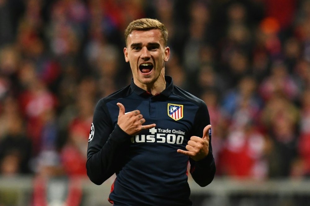 Antoine Griezmann's agent claims the player is still listening to offers from other clubs. BeSoccer