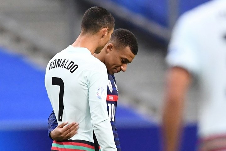 Mbappe's dream came true: CR7 swapped shirts with him