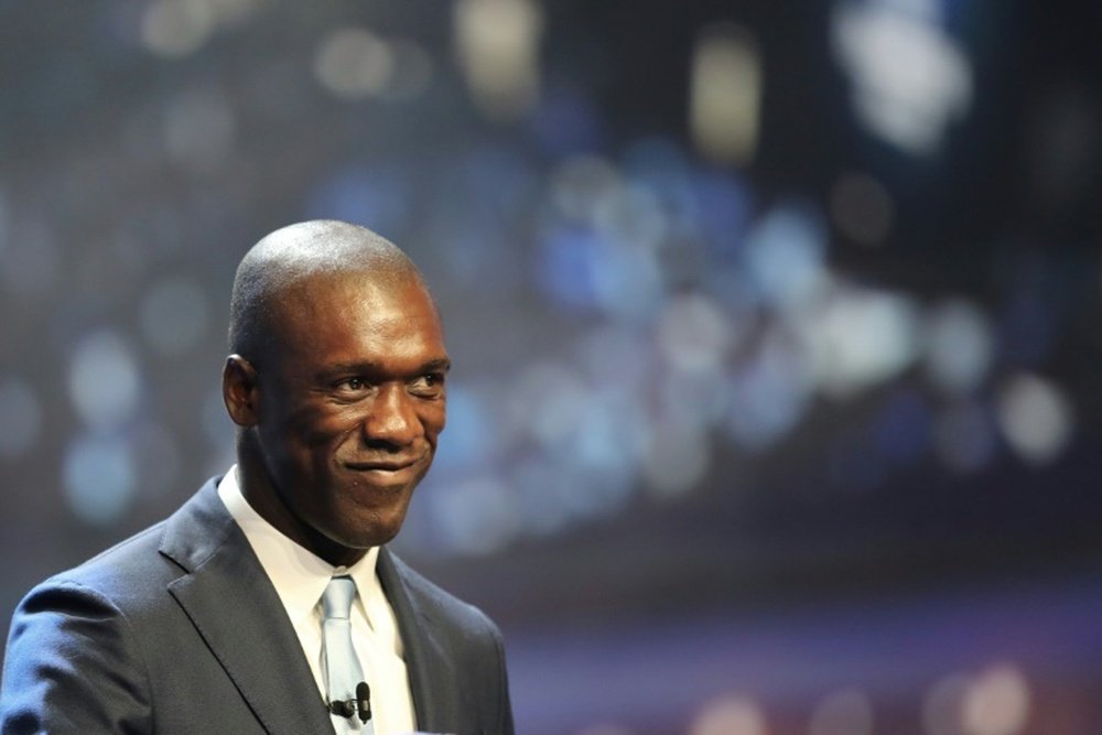 Seedorf tratará de revertir la situación del Deportivo. AFP