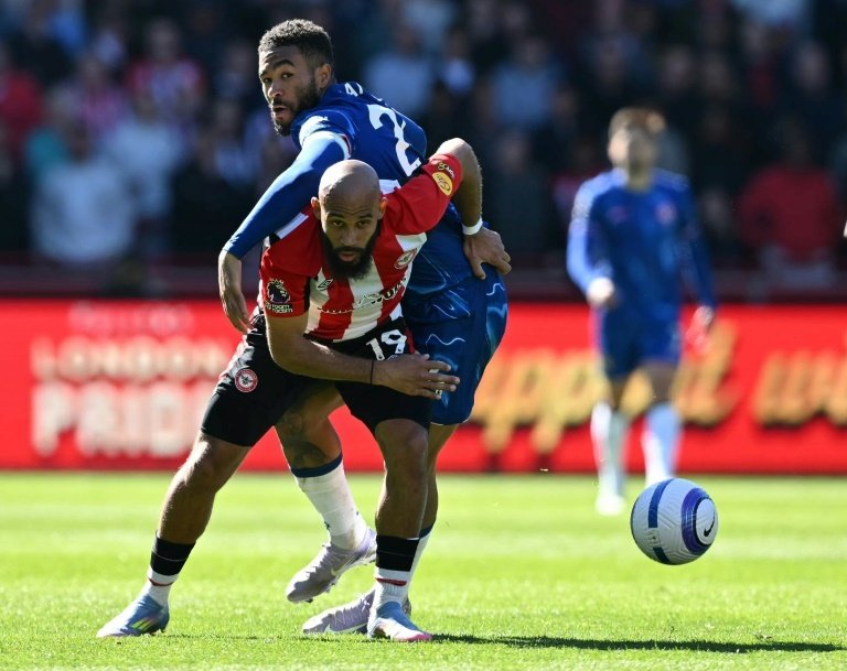 Man Utd are in negotiations with the Bees for their prolific striker. AFP