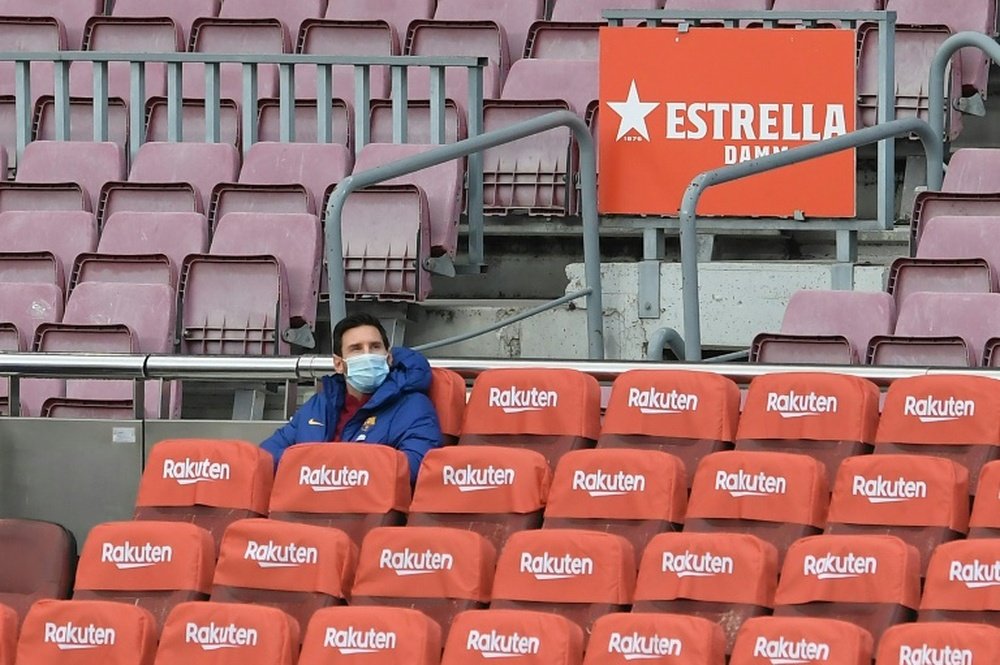 Rivaldo tiene claro que Messi no seguirá en el Barcelona. AFP