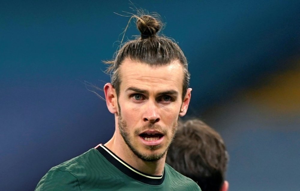 Les supporters voient en Bale un sauveur. AFP