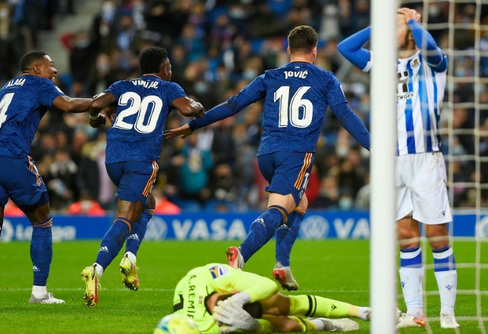 Jovic demostró que tiene gol como para seguir en el Real Madrid. EFE