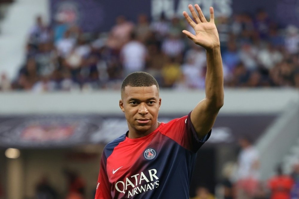 Kylian Mbappé felicitó al PSG en redes sociales. AFP