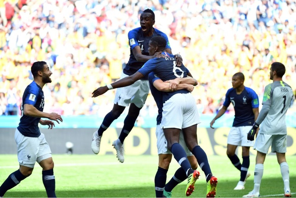 Francia ganó a Australia en el debut del Mundial. AFP