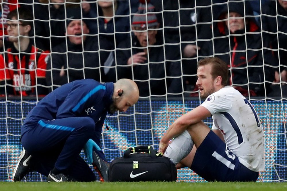 Kane cayó lesionado contra el Bournemouth del pasado 11 de marzo. AFP