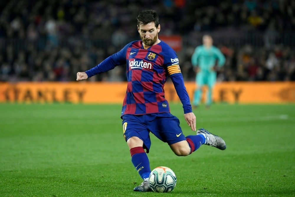 O sonho do clube argentino é ter Messi. AFP