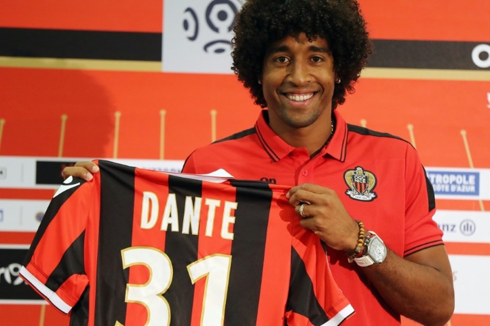 Dante, uno de los jugadores insignia del Niza. AFP