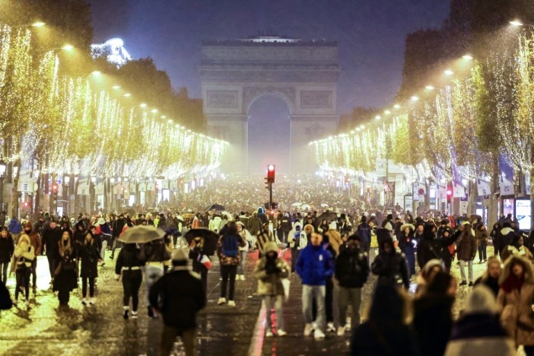 Champs-Élysées, Paris France 🇫🇷