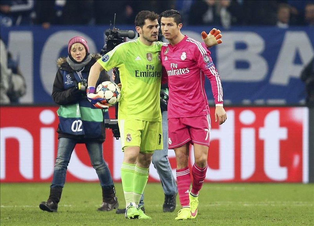 Casillas gatecrashed Ronaldo's live Instagram video. EFE/Archivo