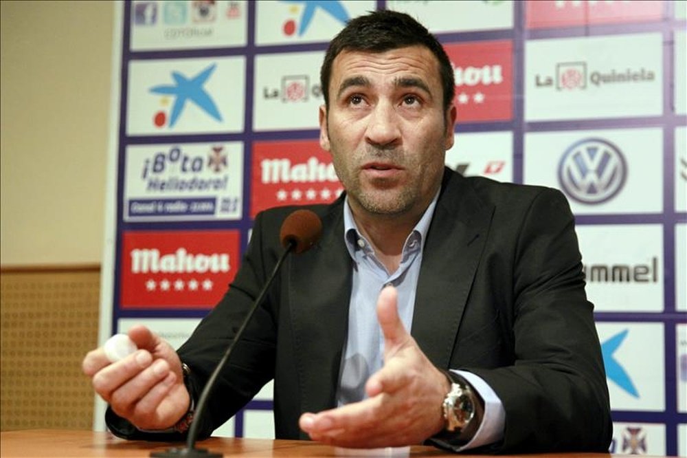 El técnico Raúl Agné, entrenador del CD Tenerife. EFE/Archivo