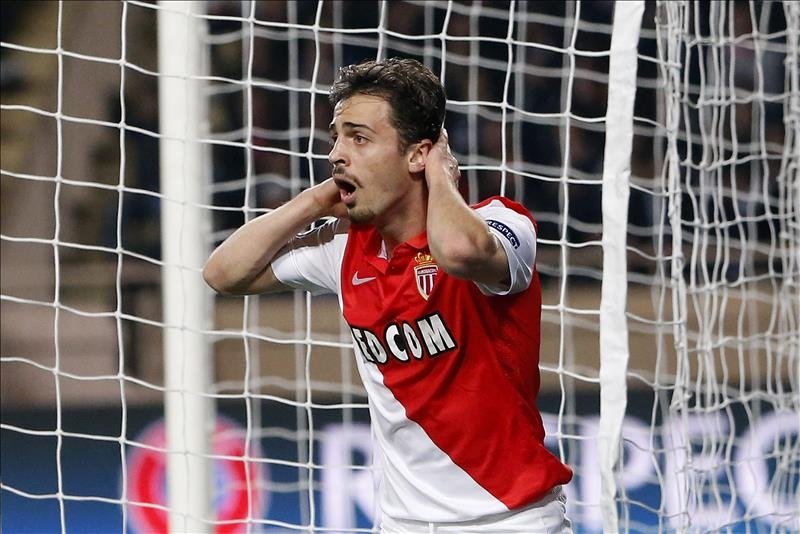 El jugador de AS Monaco Bernardo Silva (c). EFE/Archivo