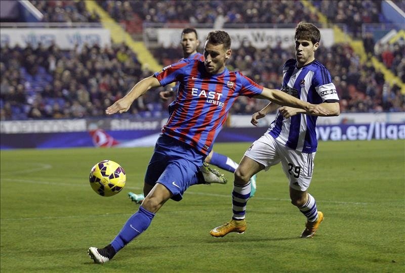 Iván López se lesiona un tendón de su pierna derecha, pero estará ante el Getafe
