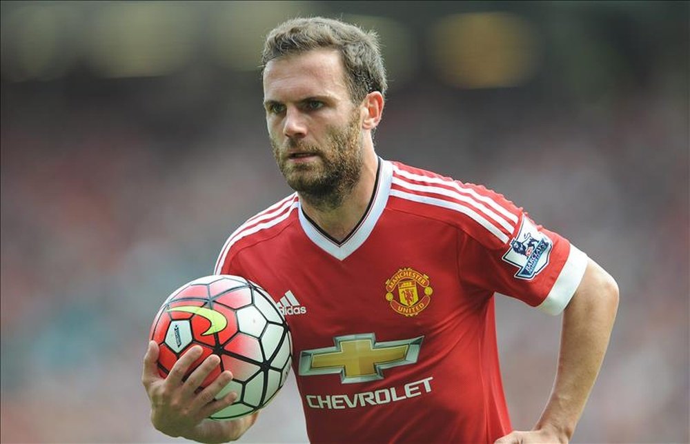 El jugador del Manchester United Juan Mata, hoy durante el partido contra el Newcastle United, en Old Trafford, Manchester. EFE