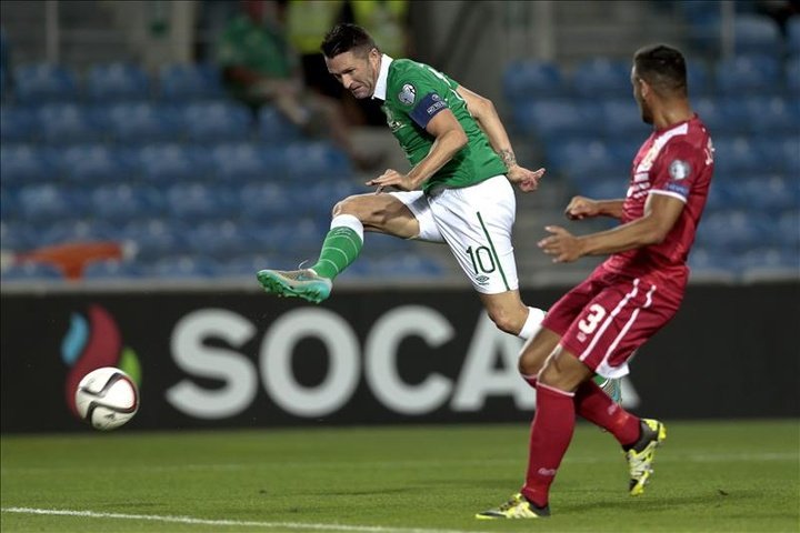 Gibraltar 0-4 Irlanda. Doblete de Robbie Keane para cumplir con los pronósticos