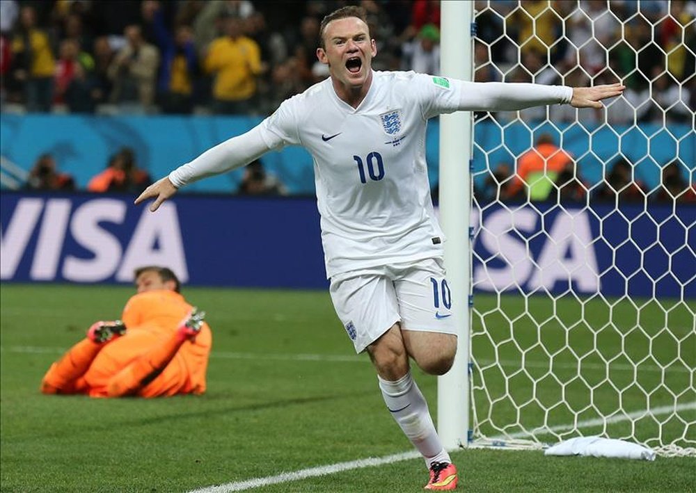 El delantero inglés Wayne Rooney celebra un gol. EFE/Archivo