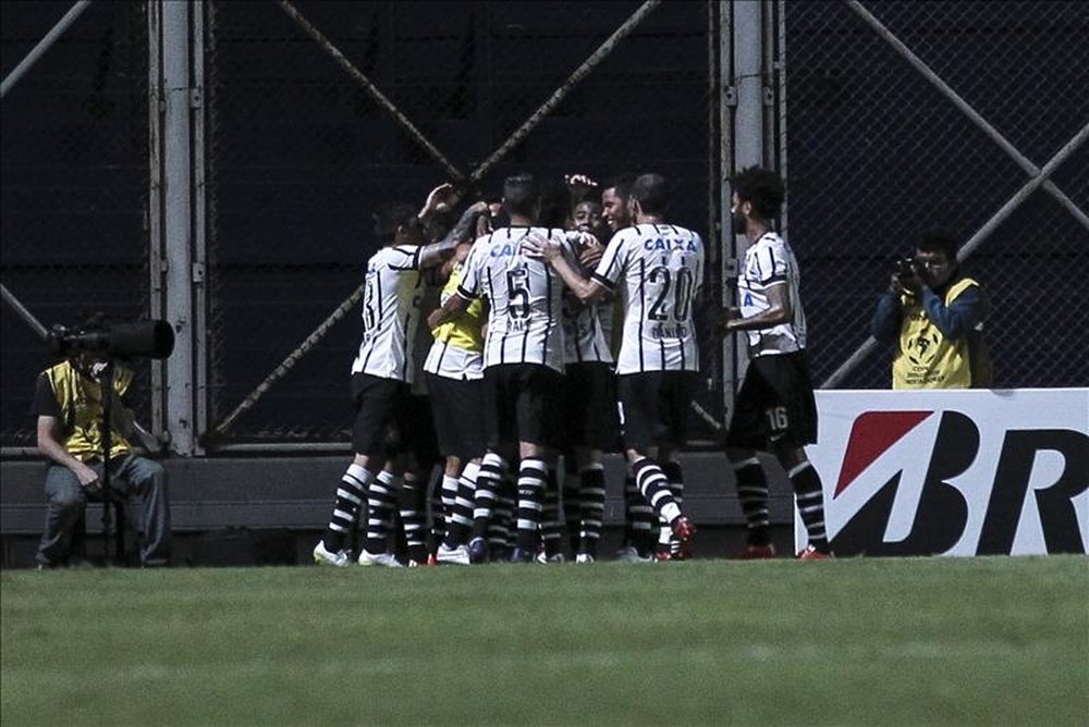 En la imagen, jugadores del Corinthians. EFE/Archivo